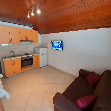 By The Sea Lumbarda, Korcula - 9236 *